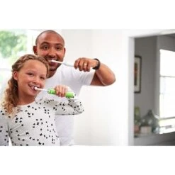 Oral B Oral-B D305.513K Junior 6+ Green Electric Toothbrush -Care Product Store 17157